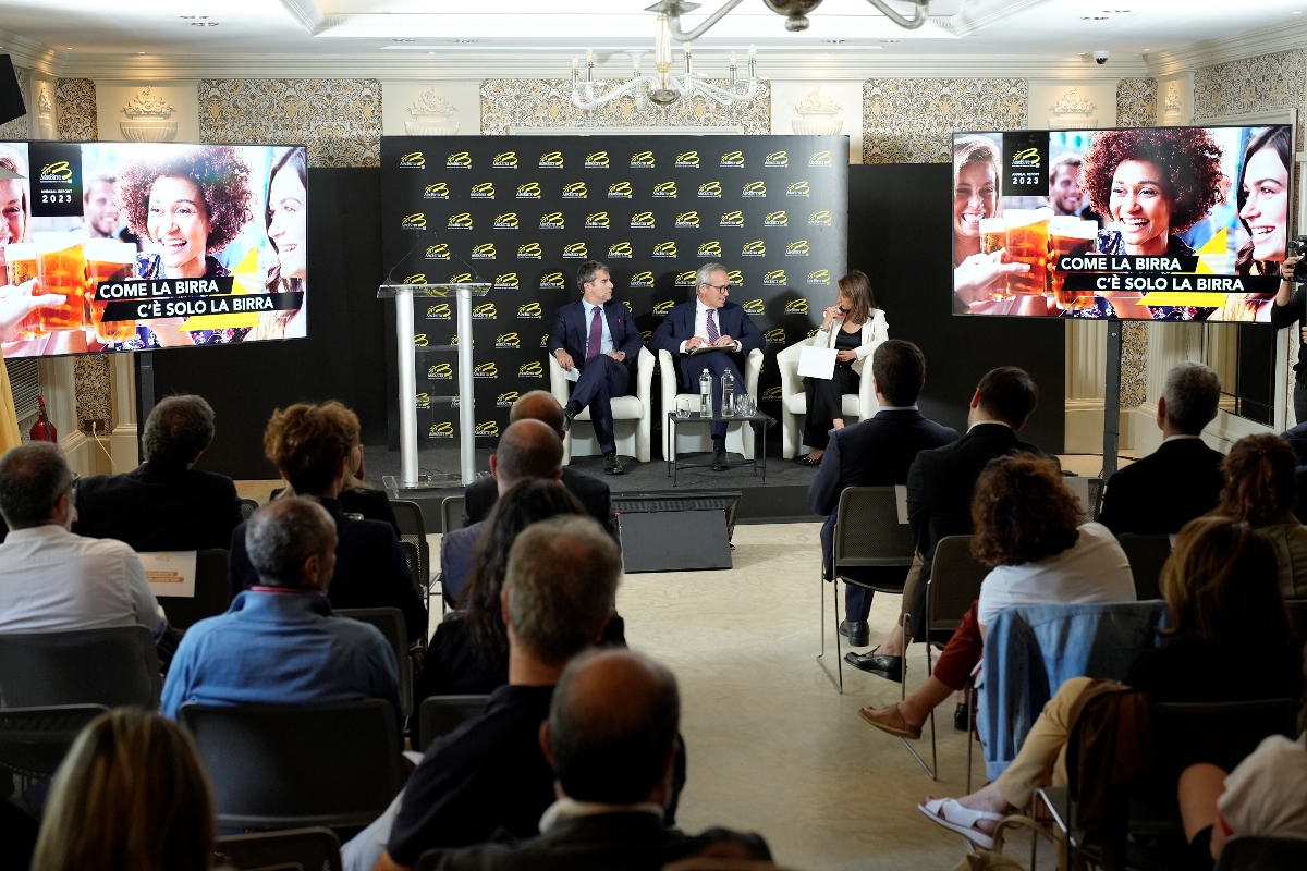Nel 2023 i consumi di birra sono scesi di oltre il 5%. AssoBirra lancia le sue proposte per la ripresa