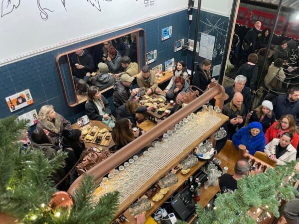 “Bionde al fronte”: a Lecce la storia della Liberazione passa dalla cultura della birra