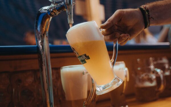 Misinto Bierfest 2026: torna la grande festa della birra con una spiaggia nel cuore della Brianza